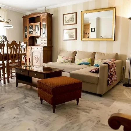 Sea & Wave Palencia Superior Pool Apartment Malaga